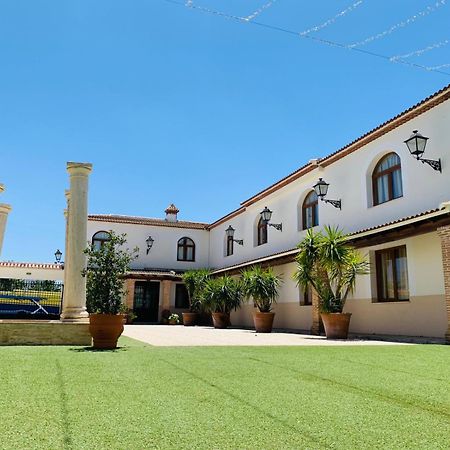 Hotel Restaurante Paneque فيلانويفا ديل ترابوكو المظهر الخارجي الصورة